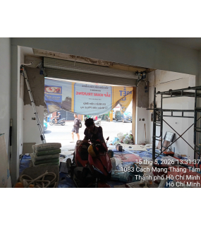 bàn giao cửa cuốn C